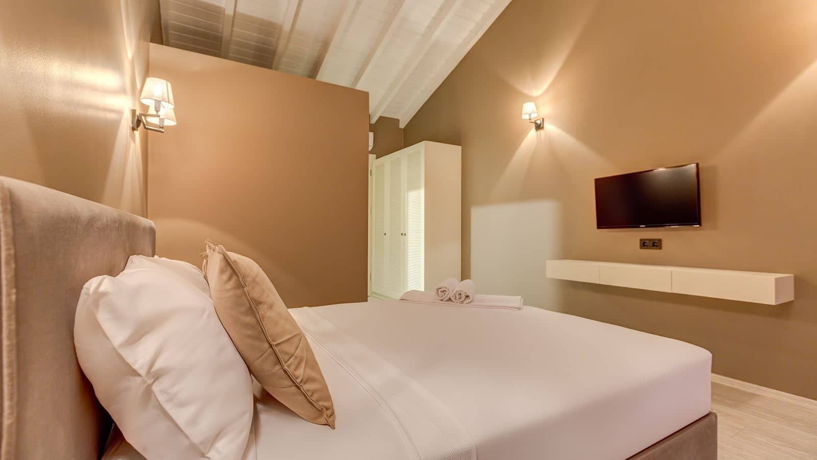 rooms-deluxe-oda