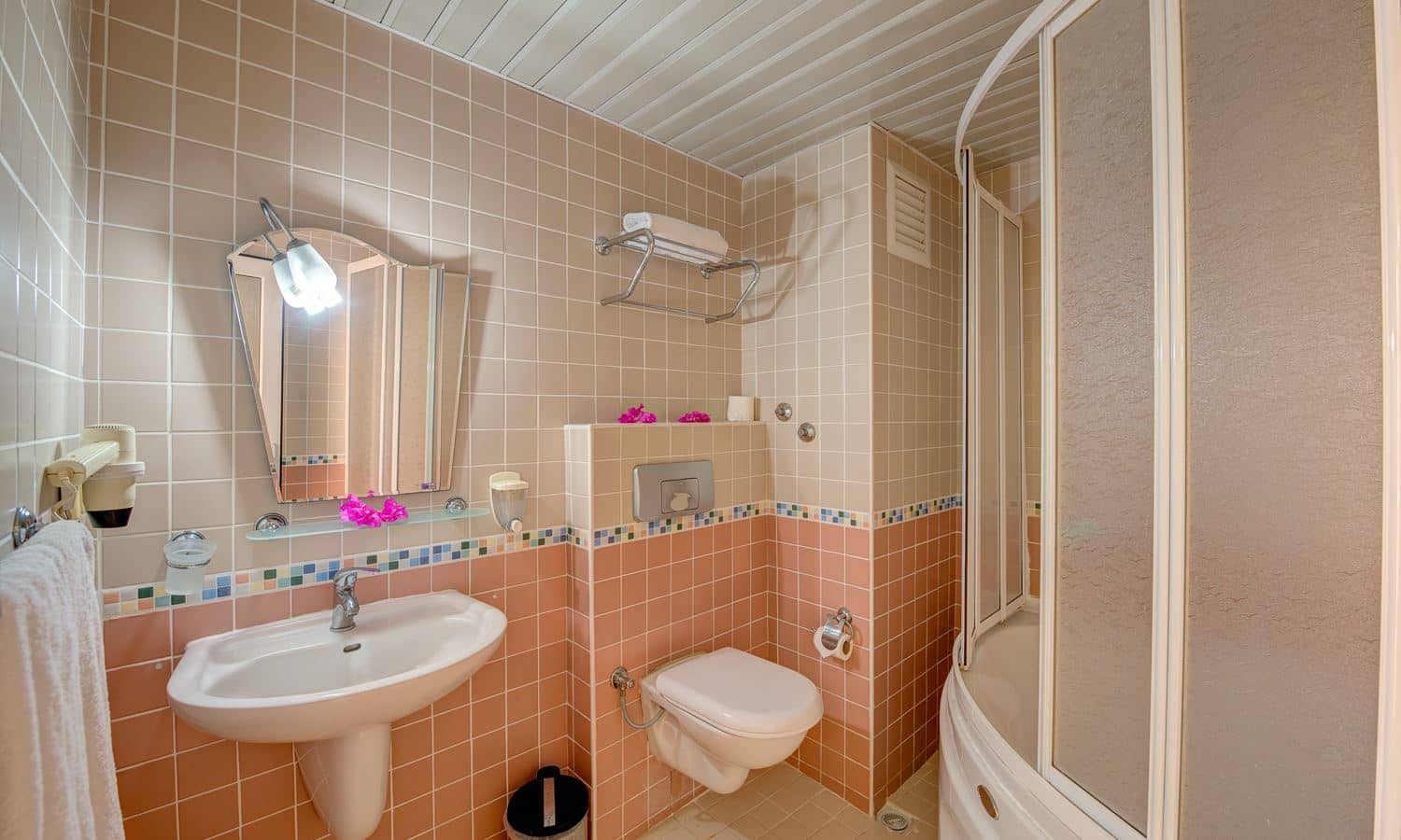 rooms-standard-room