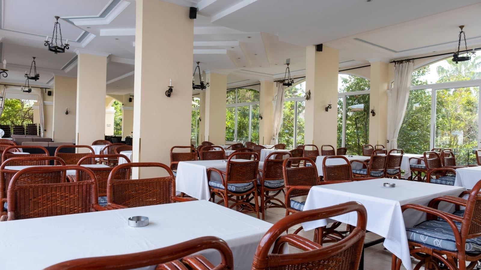 restaurants-main-restaurant