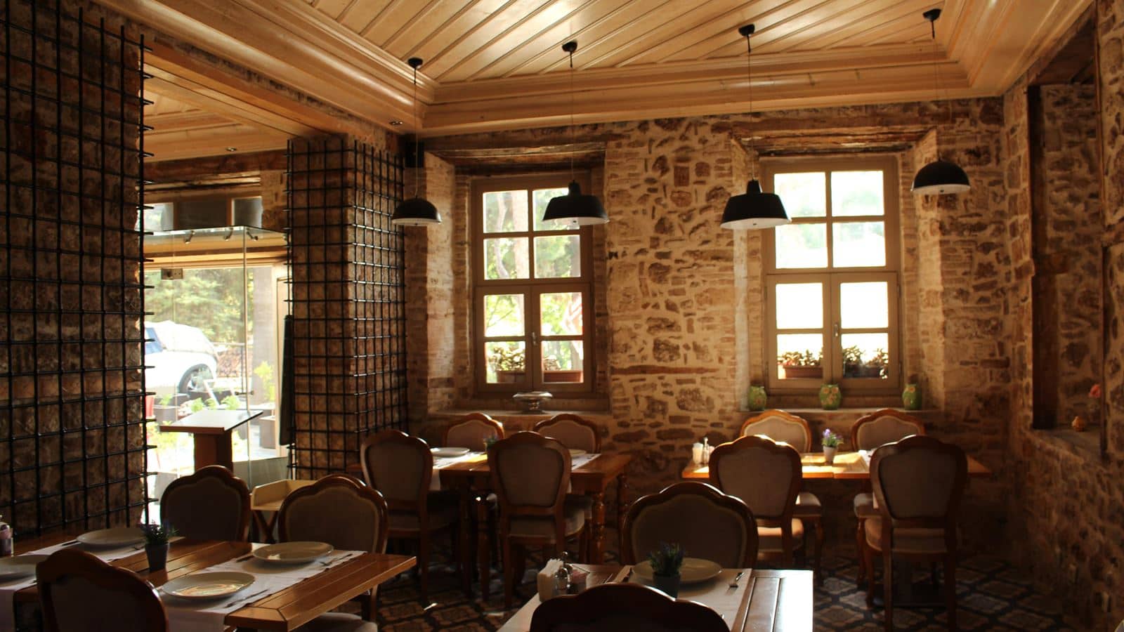 restaurants-puding-marina