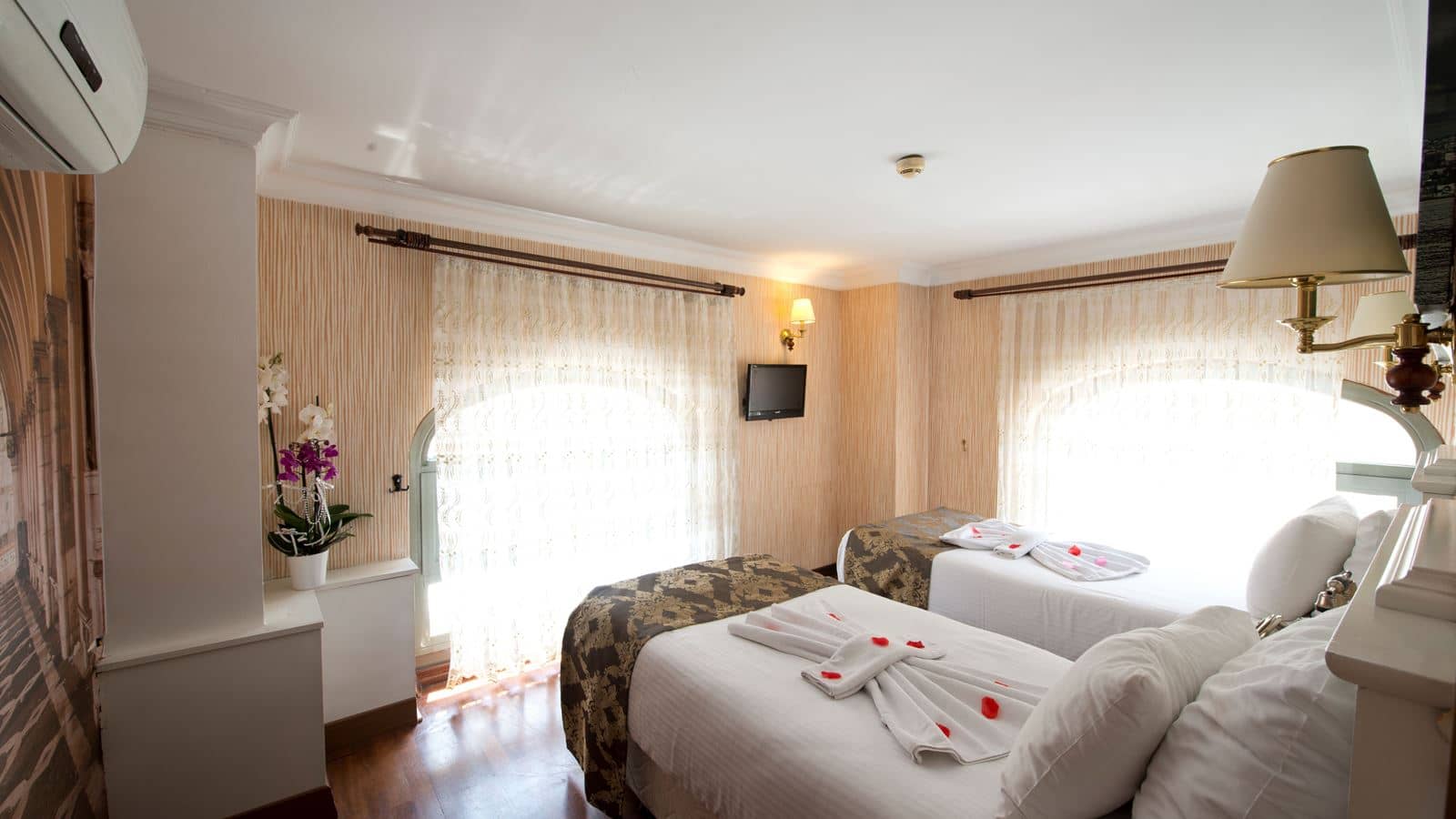 rooms-standard-room