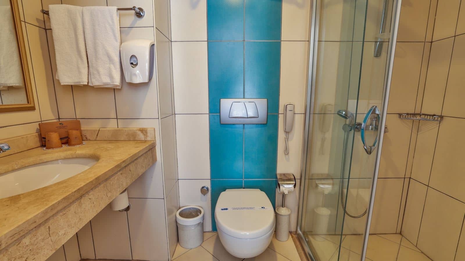 rooms-standard-room