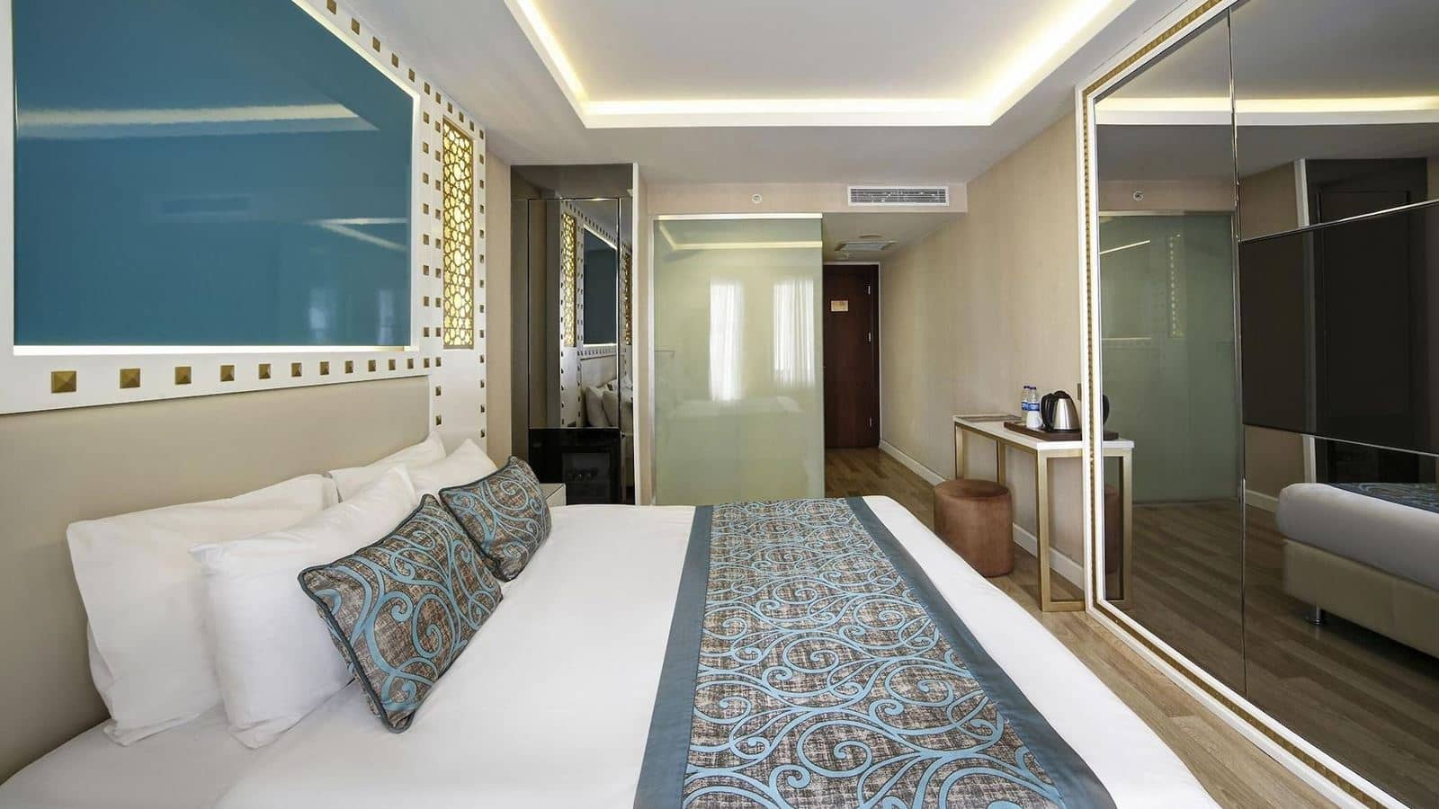 rooms-standard-room