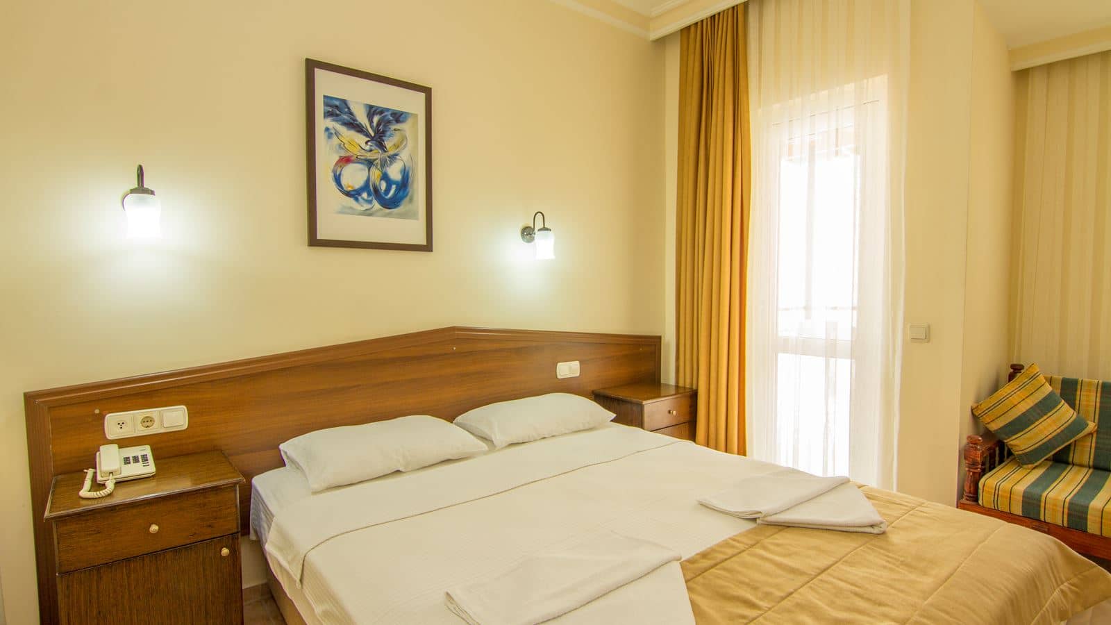 rooms-standard-room