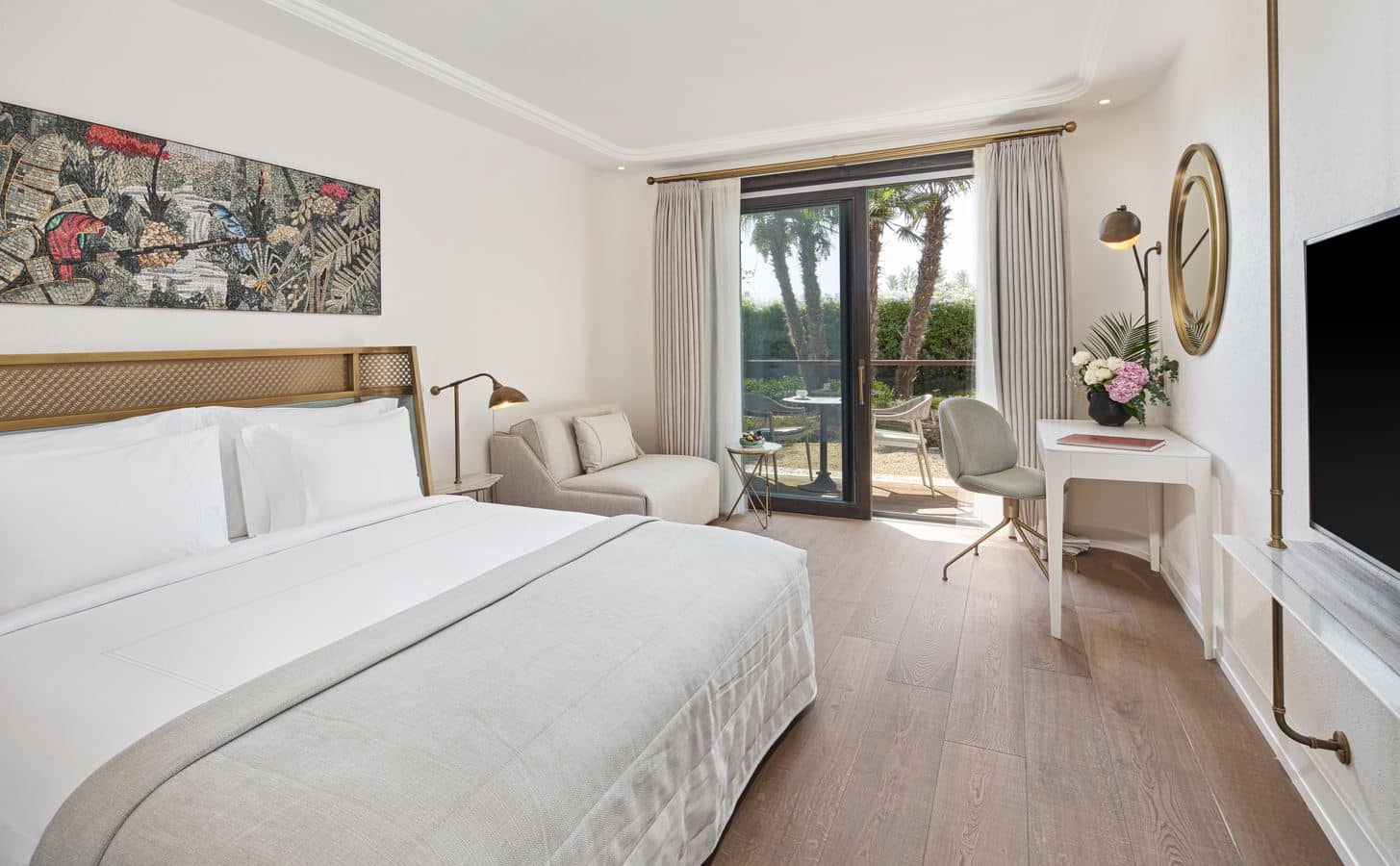 rooms-comfort-room-garden-view