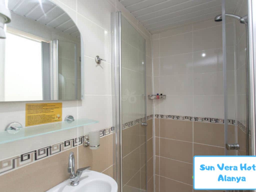 rooms-standard-room