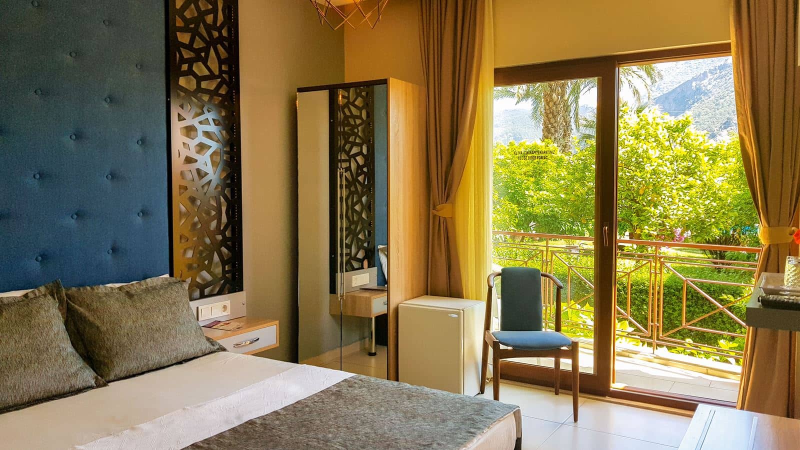 rooms-standard-room