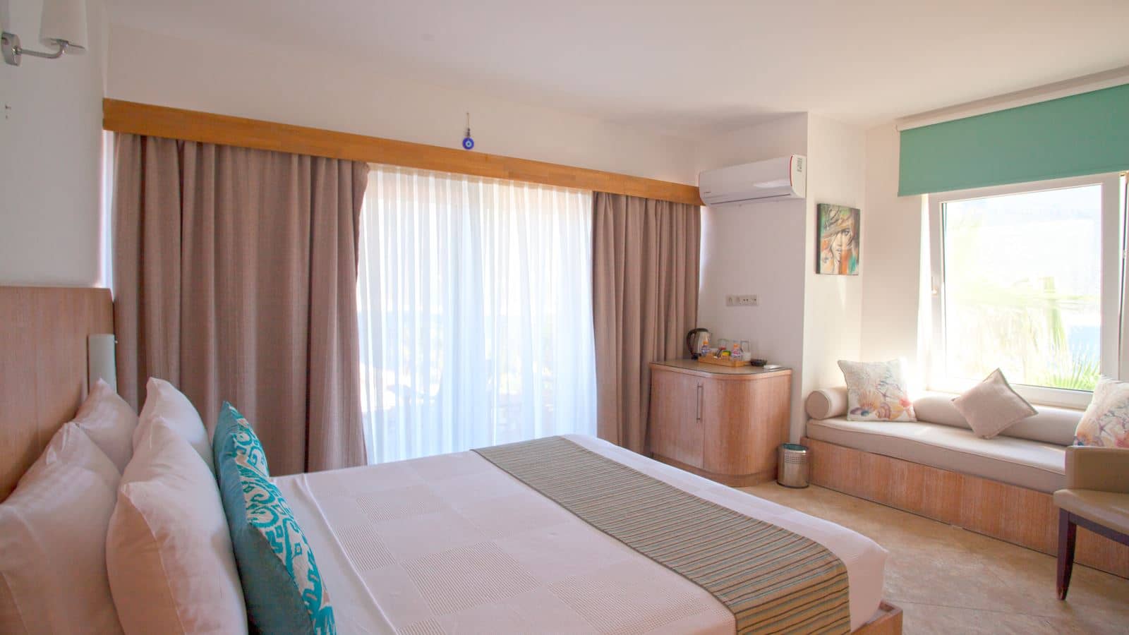 rooms-standard-room-sea-view