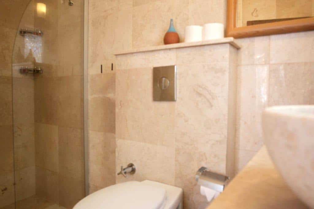 rooms-deluxe-pool-suite