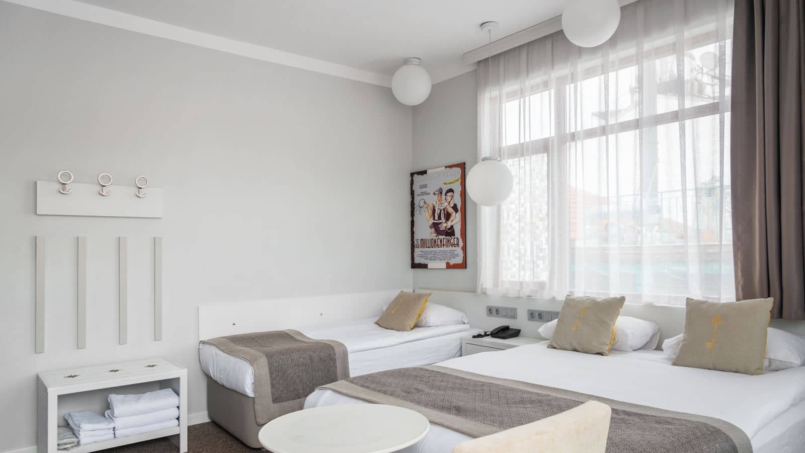 rooms-standard-with-balcony-room