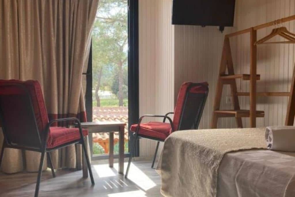 rooms-standard-room