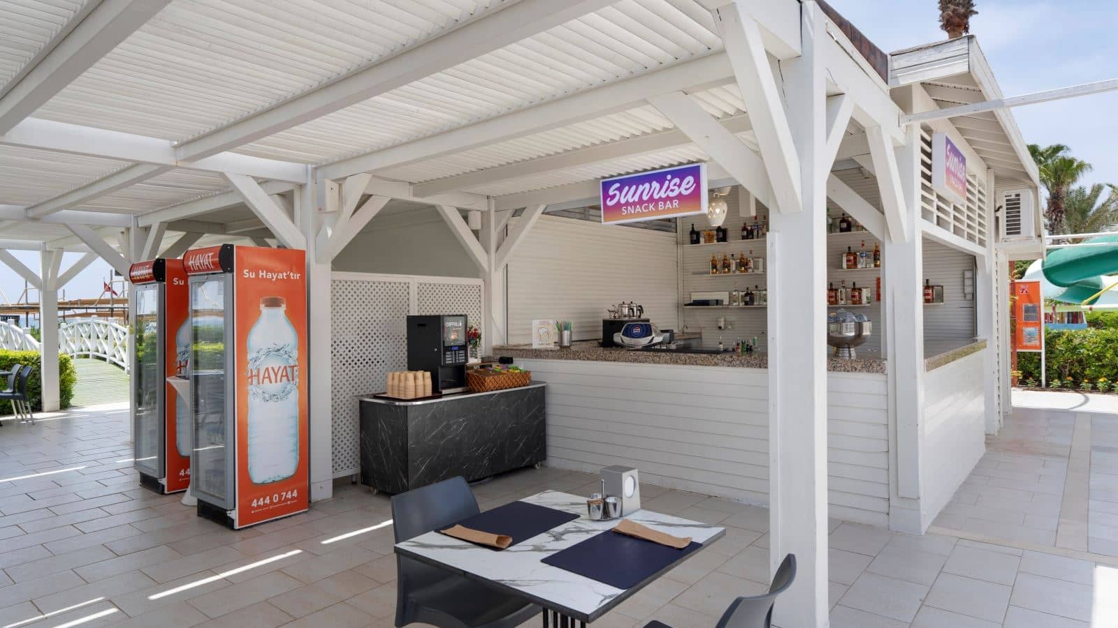 bars-cool-bar
