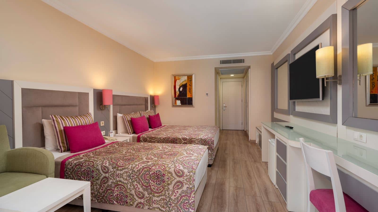 rooms-standard-land-view