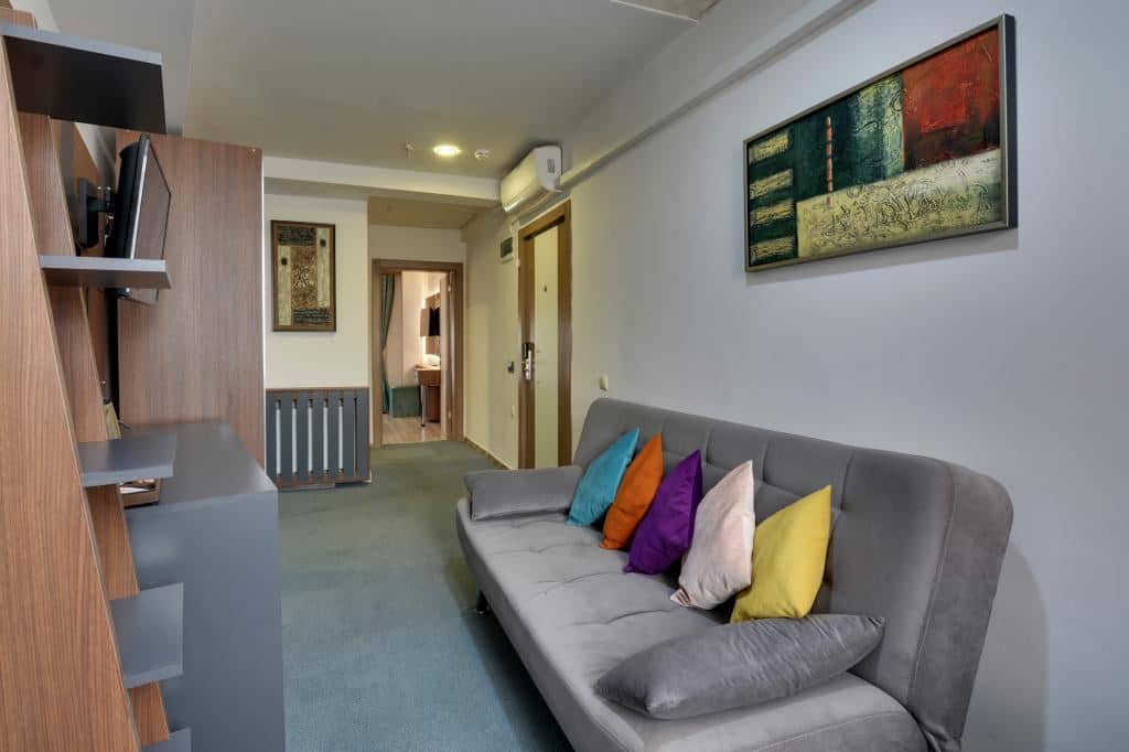 rooms-suit-oda