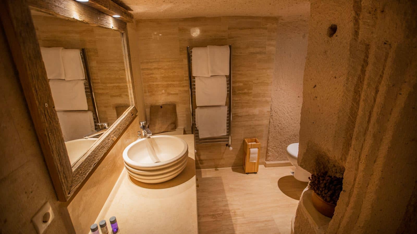 rooms-special-deluxe-room