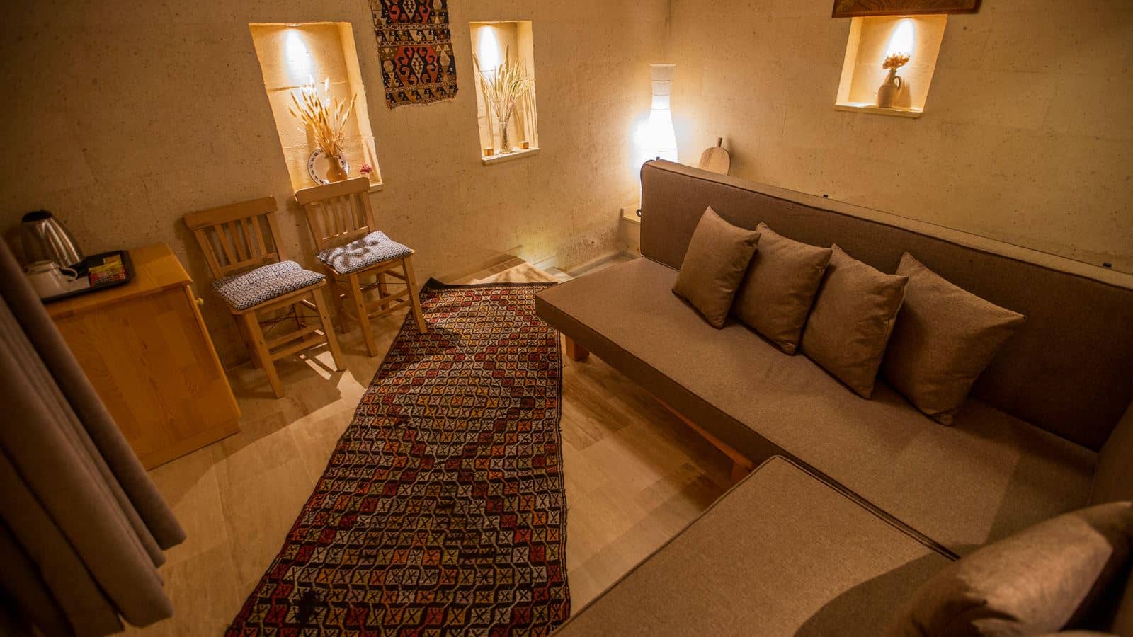 rooms-special-suit-room