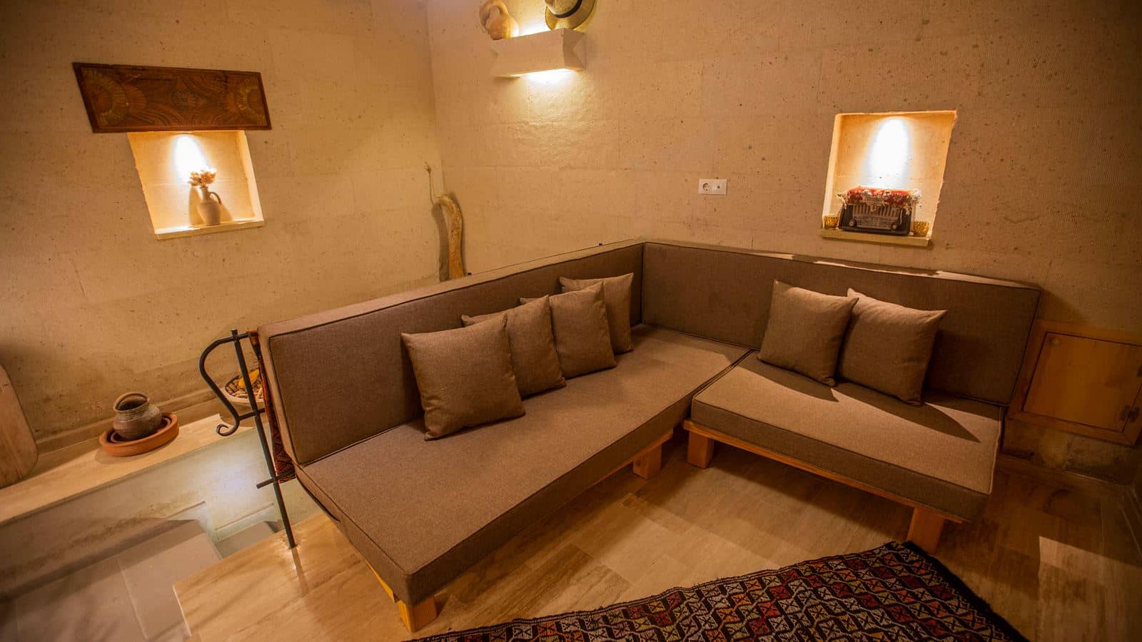 rooms-special-suit-room