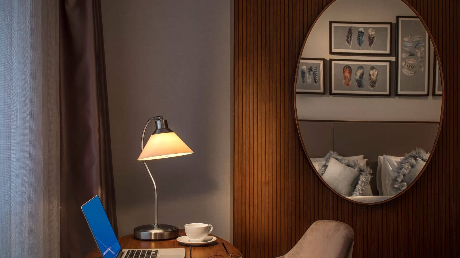 rooms-superior-room