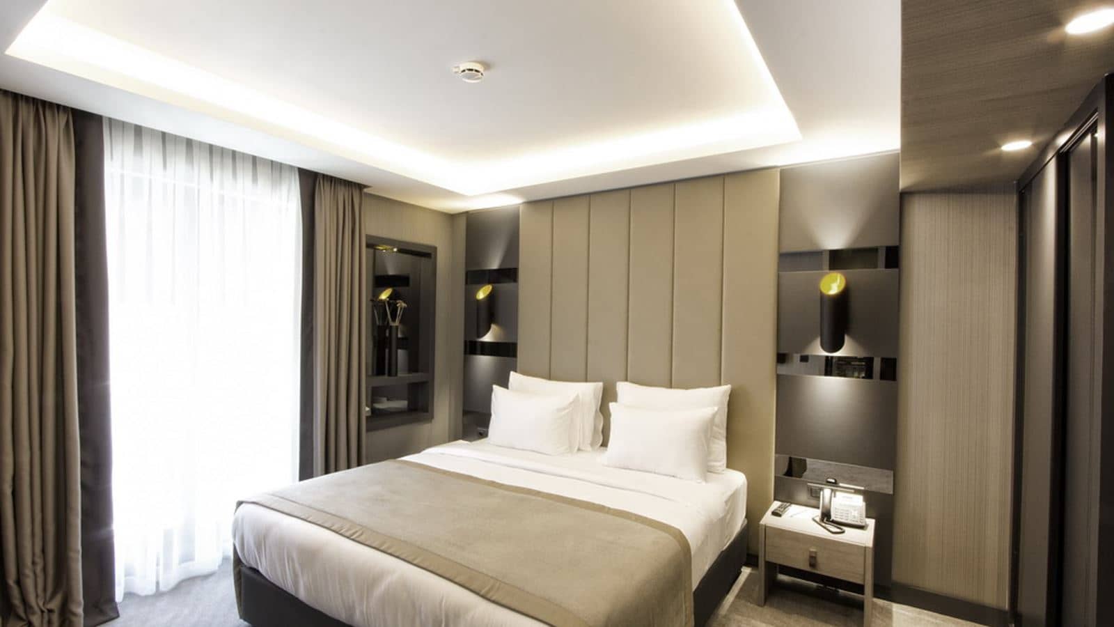 rooms-family-room-standard