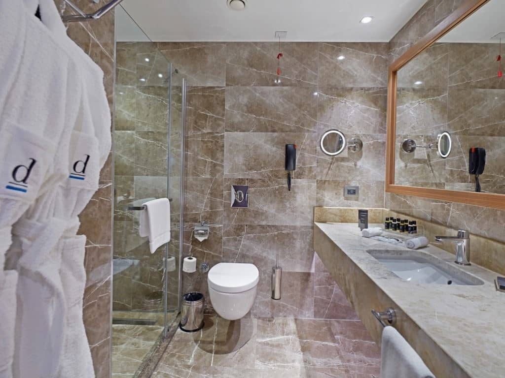rooms-superior-room