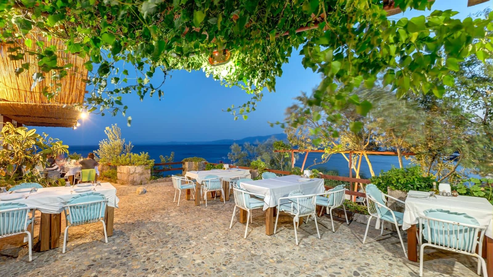restaurants-