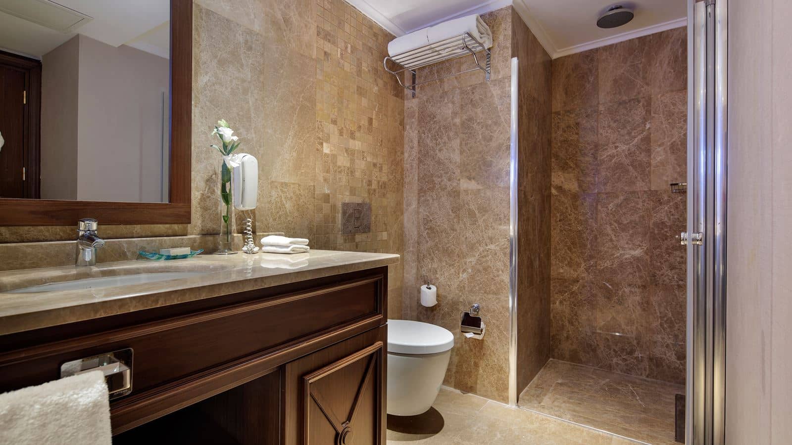 rooms-executive-king-suite-with-terrace