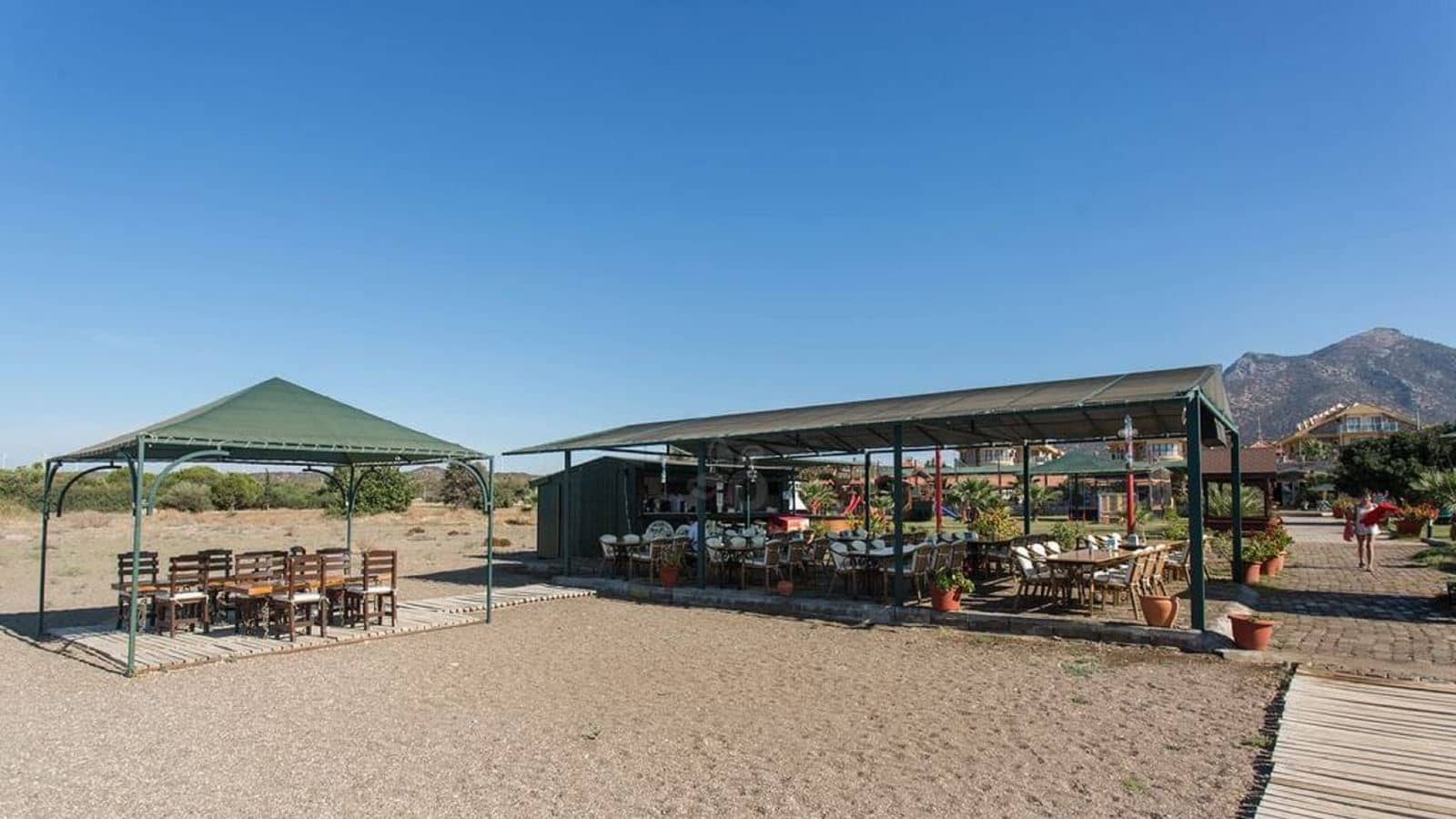 bars-beach-cafe-bar