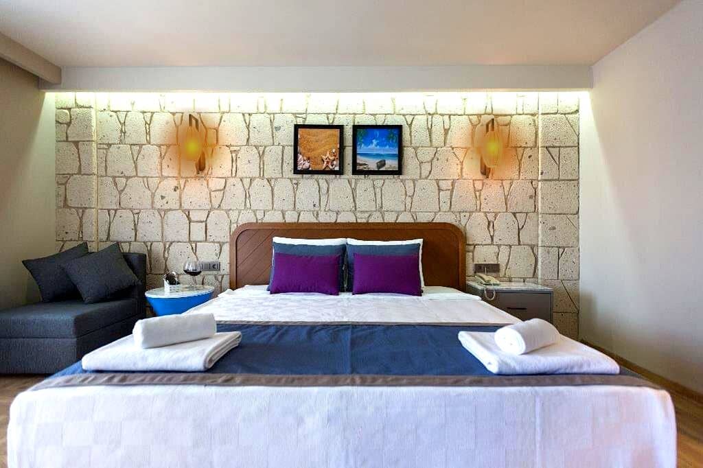 rooms-deluxe-sea-view