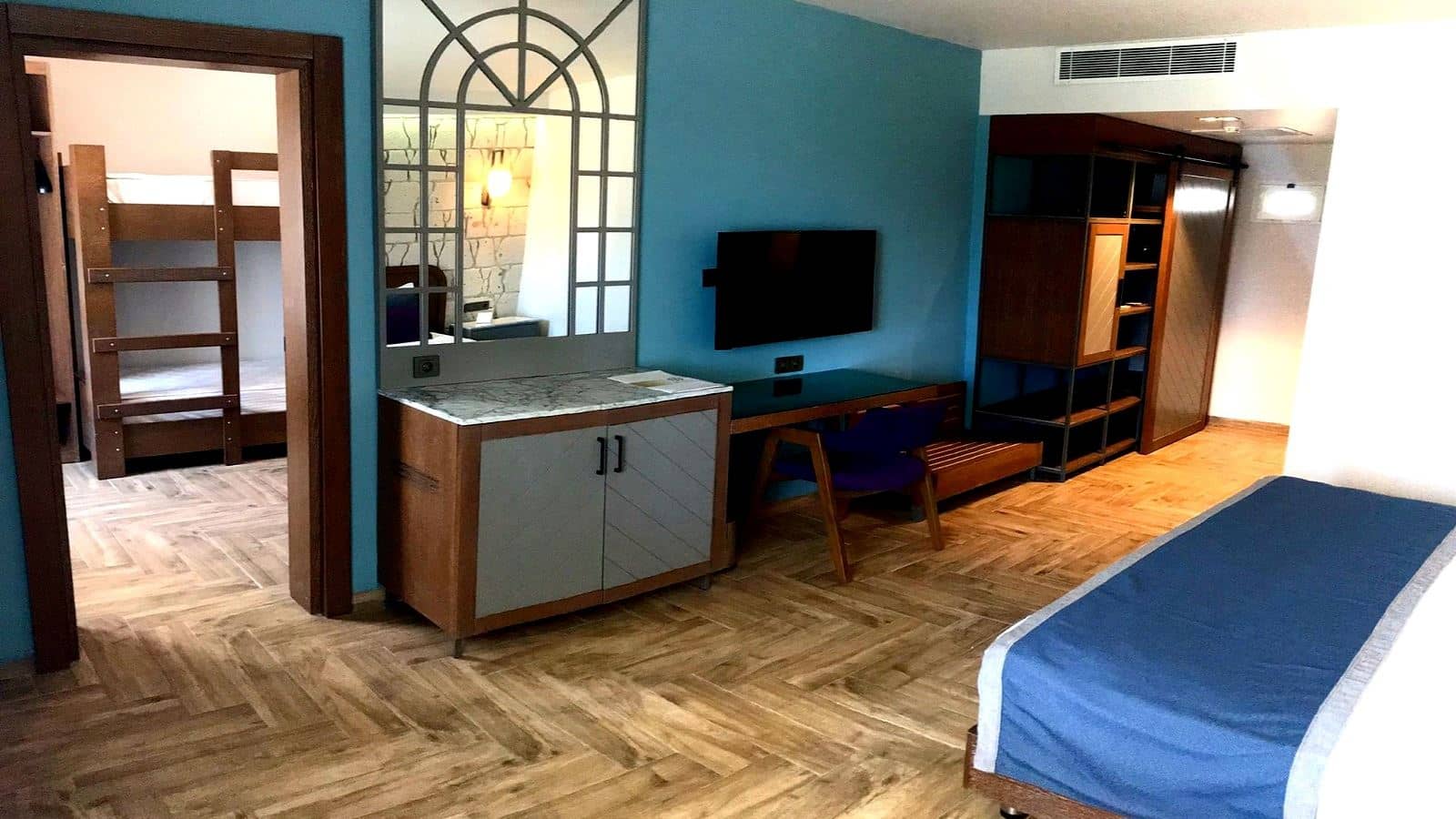 rooms-family-room