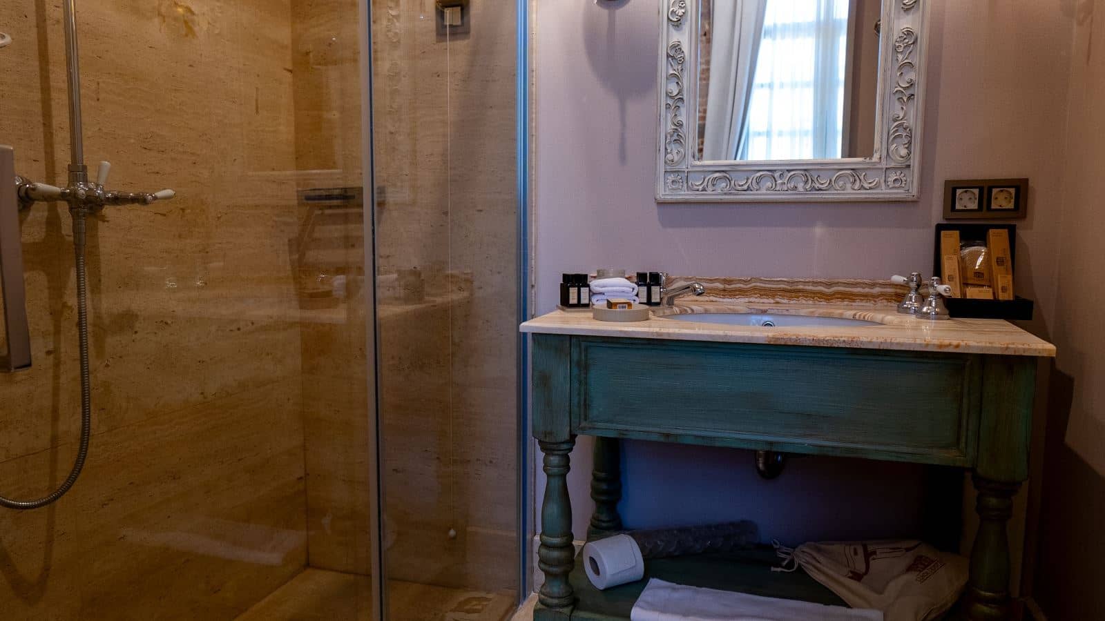 rooms-sarnic-superior-oda