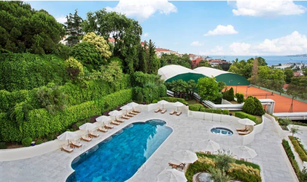 pools-outdoor-pool