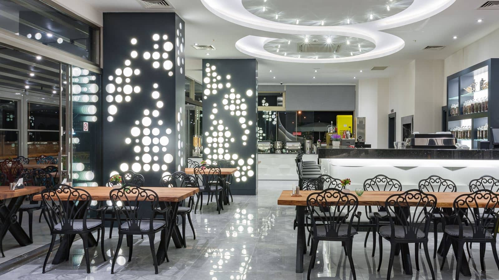 bars-restaurant-bar