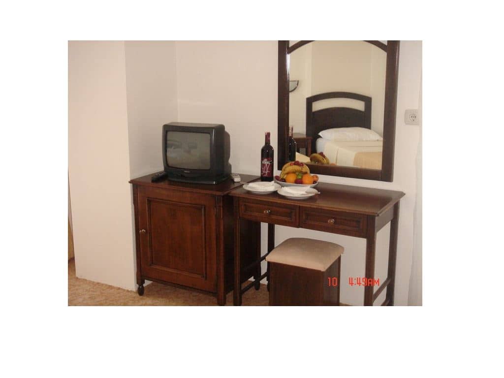 rooms-standard-room