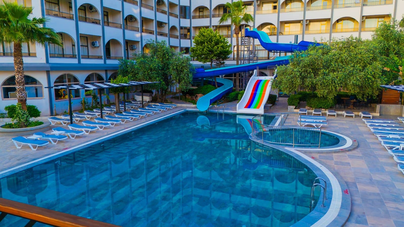 water-park-water-park