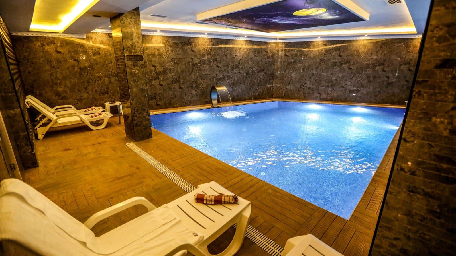 pools-indoor-pool