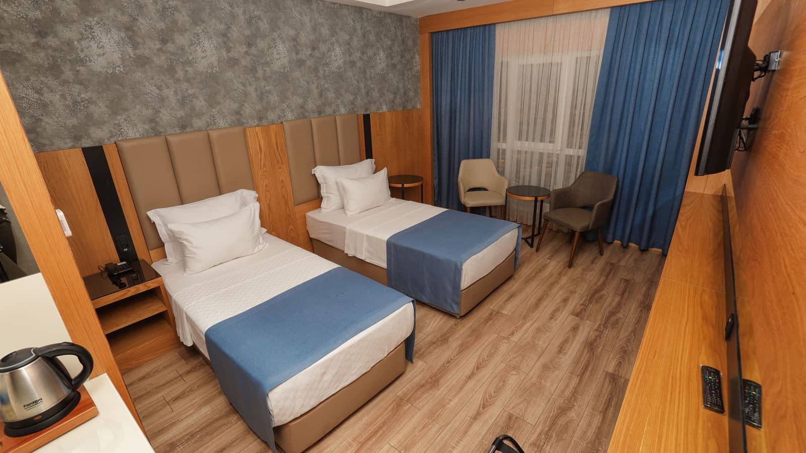rooms-standard-room