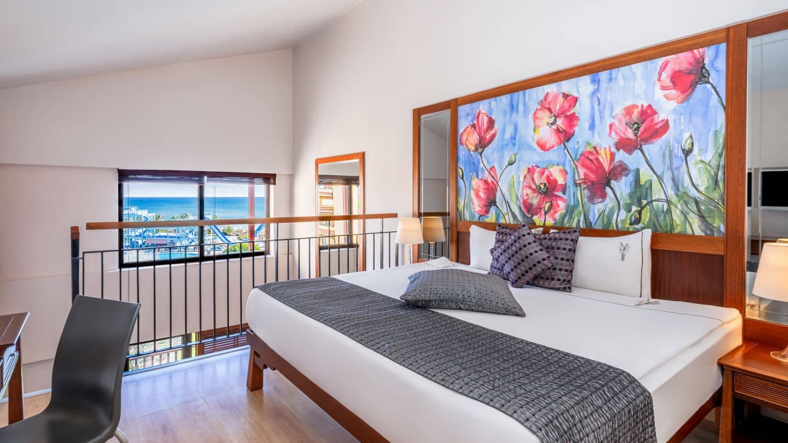 rooms-hills-suite-room