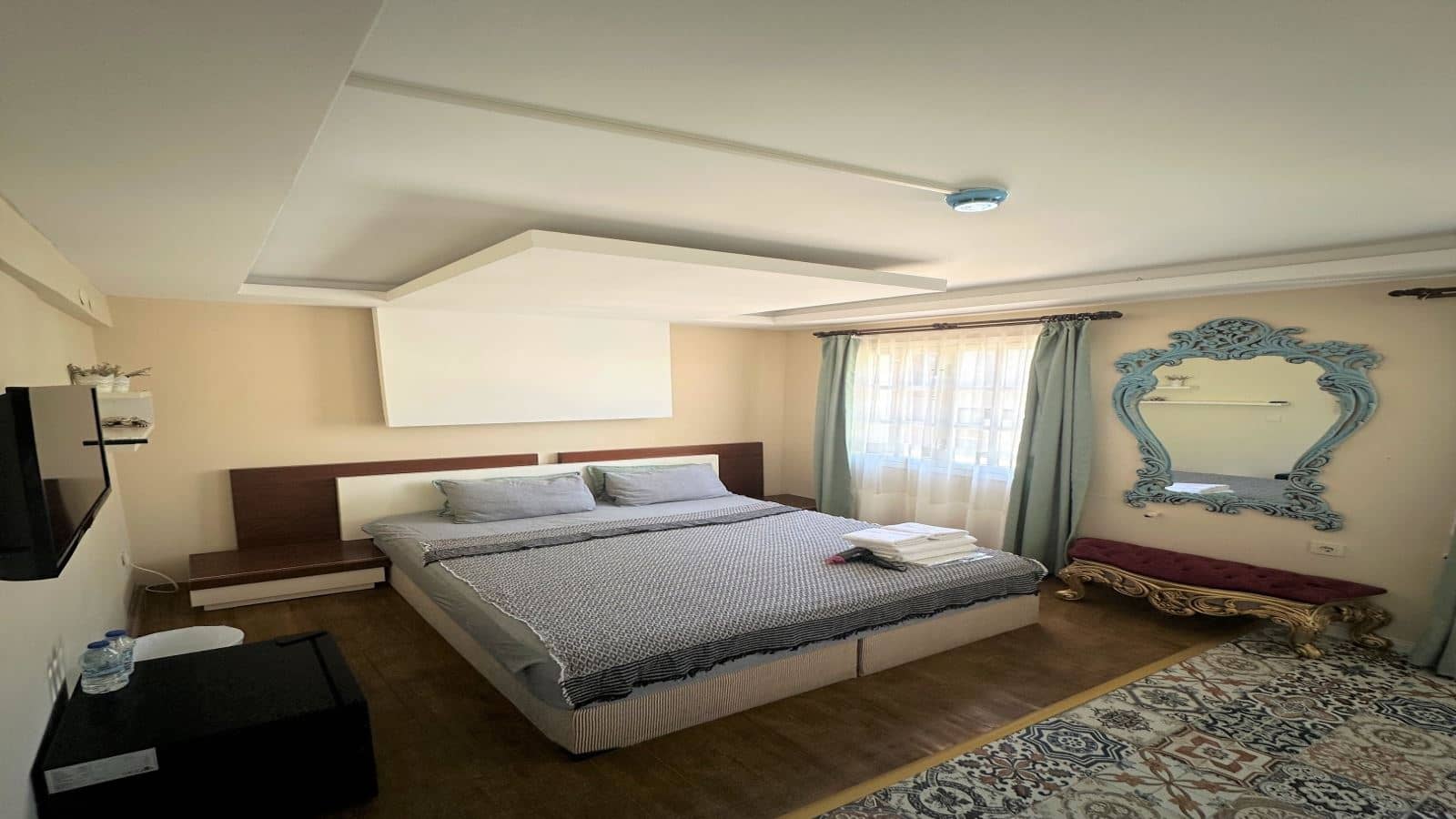 rooms-standard-room