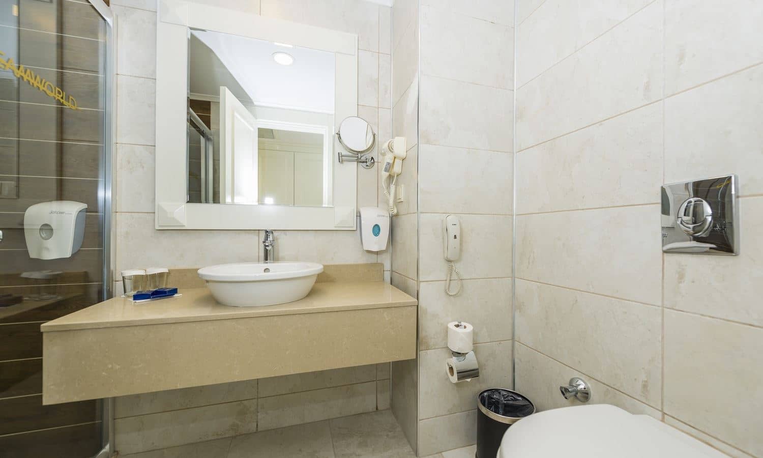rooms-dublex-family-room