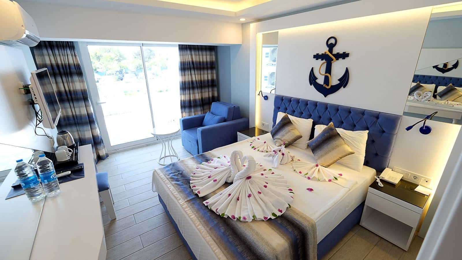 rooms-family-room