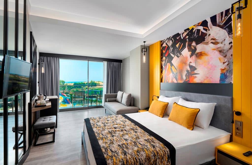 rooms-family-room