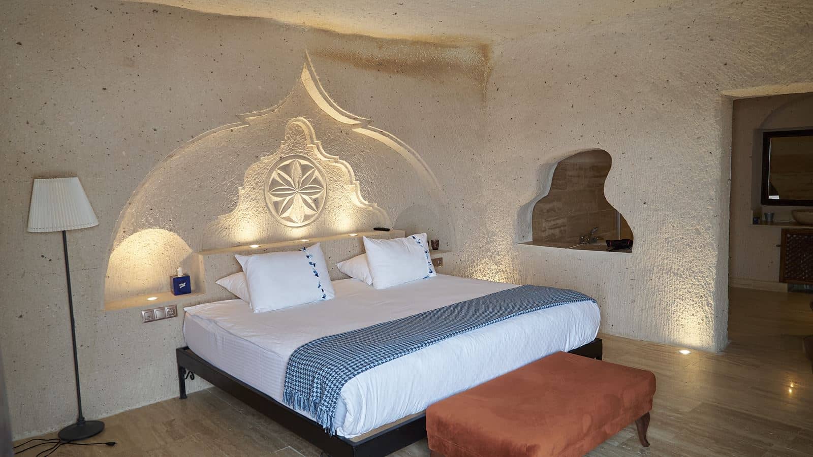 rooms-royal-cave