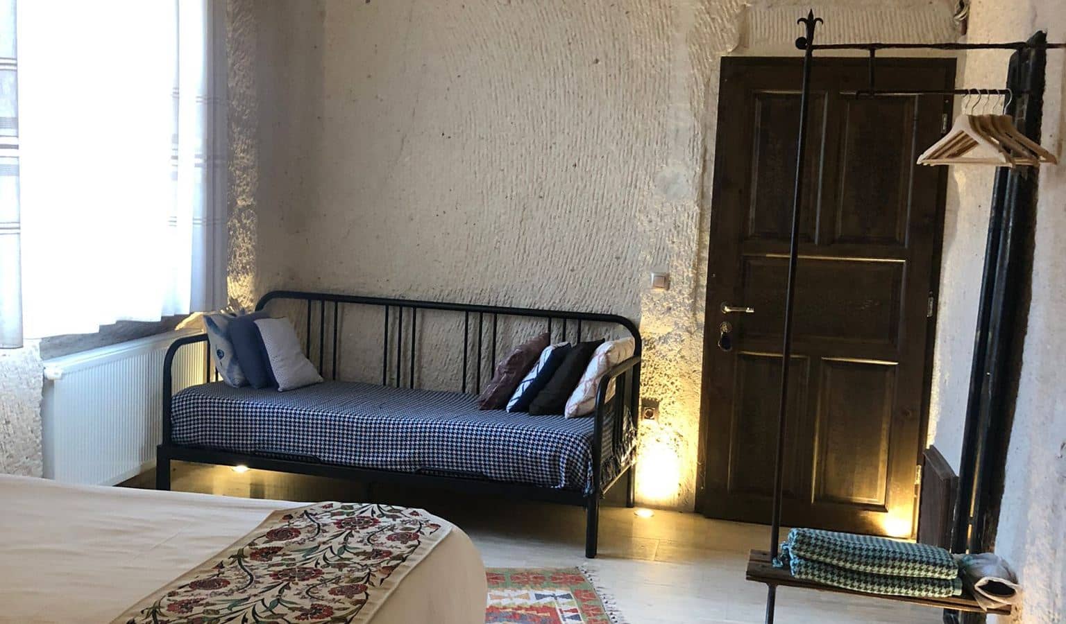 rooms-standard-room