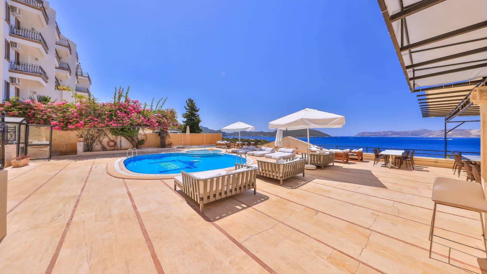 pools-outdoor-pool