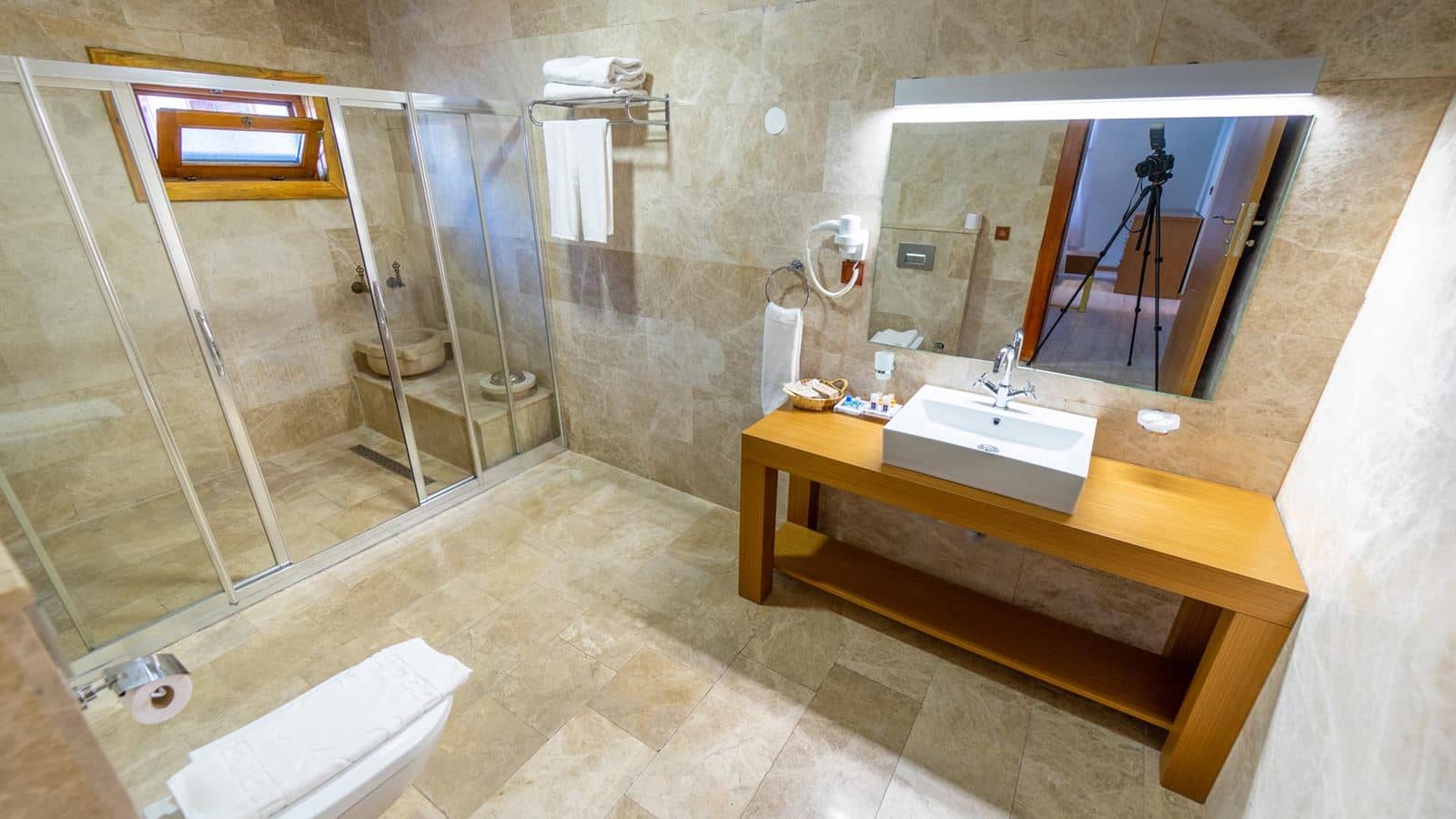 rooms-junior-suite