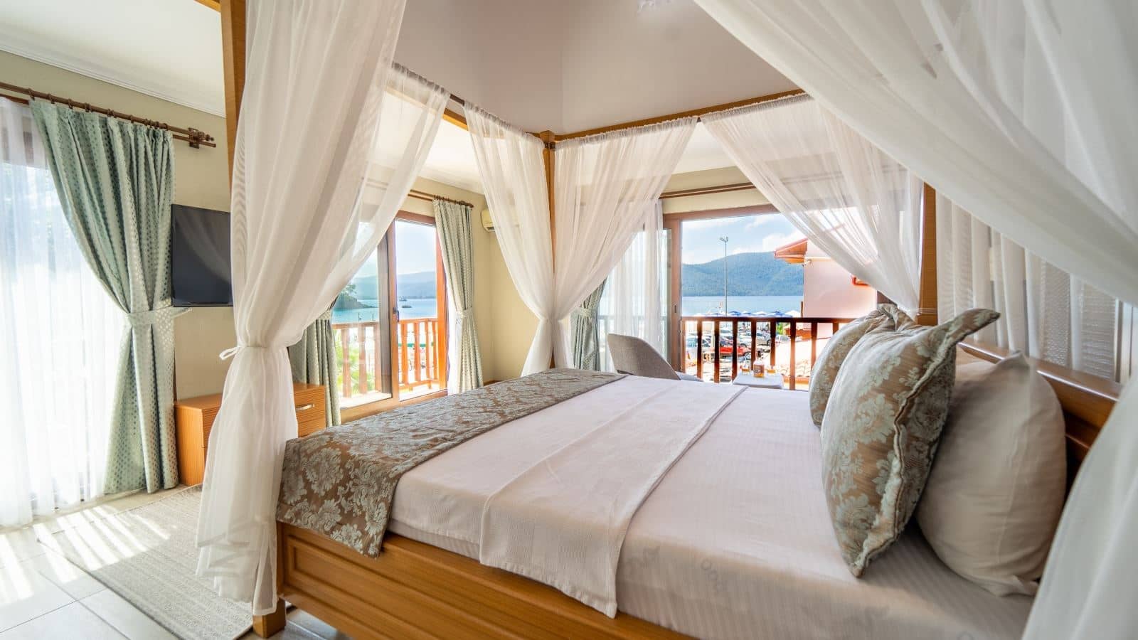 rooms-king-suite