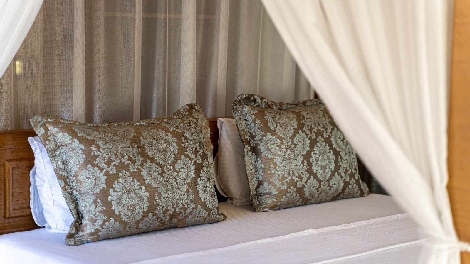 rooms-king-suite