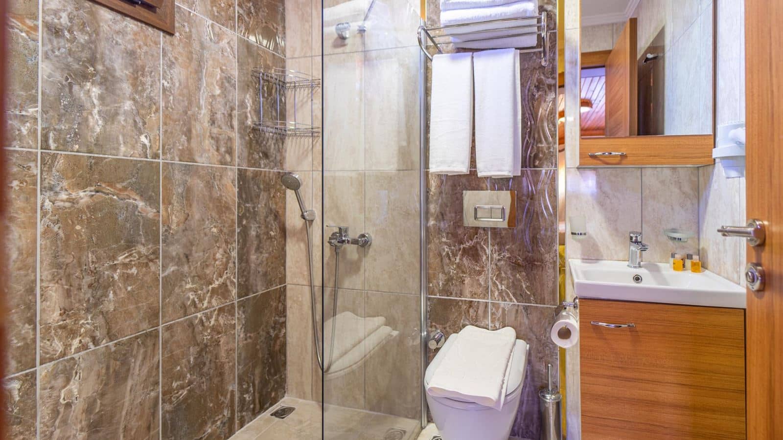 rooms-deniz-manzarali-standart-oda
