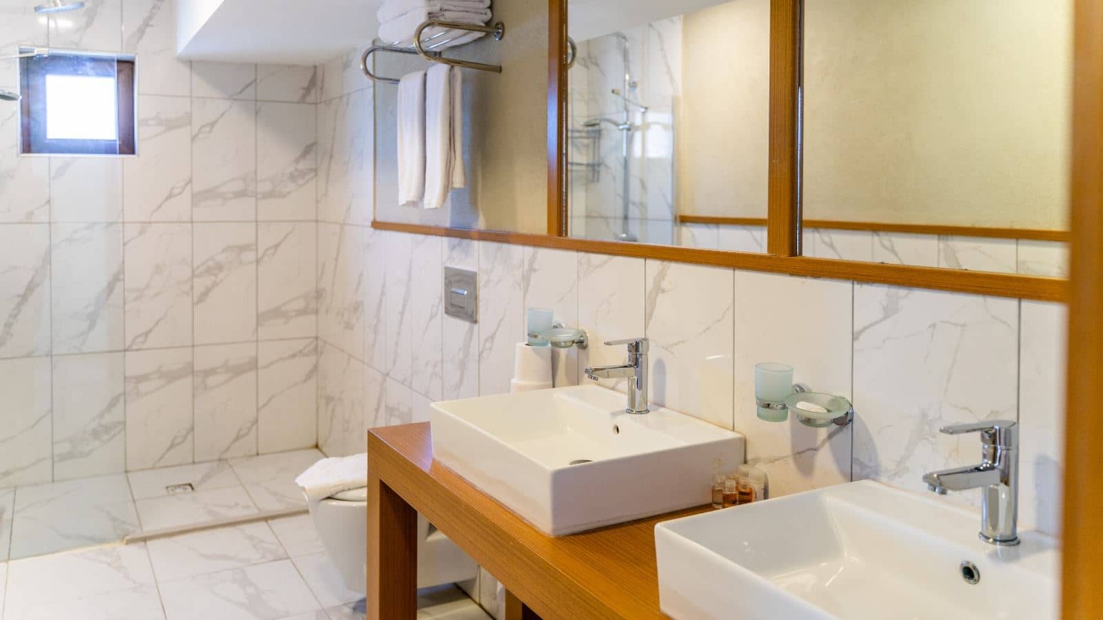 rooms-king-suite