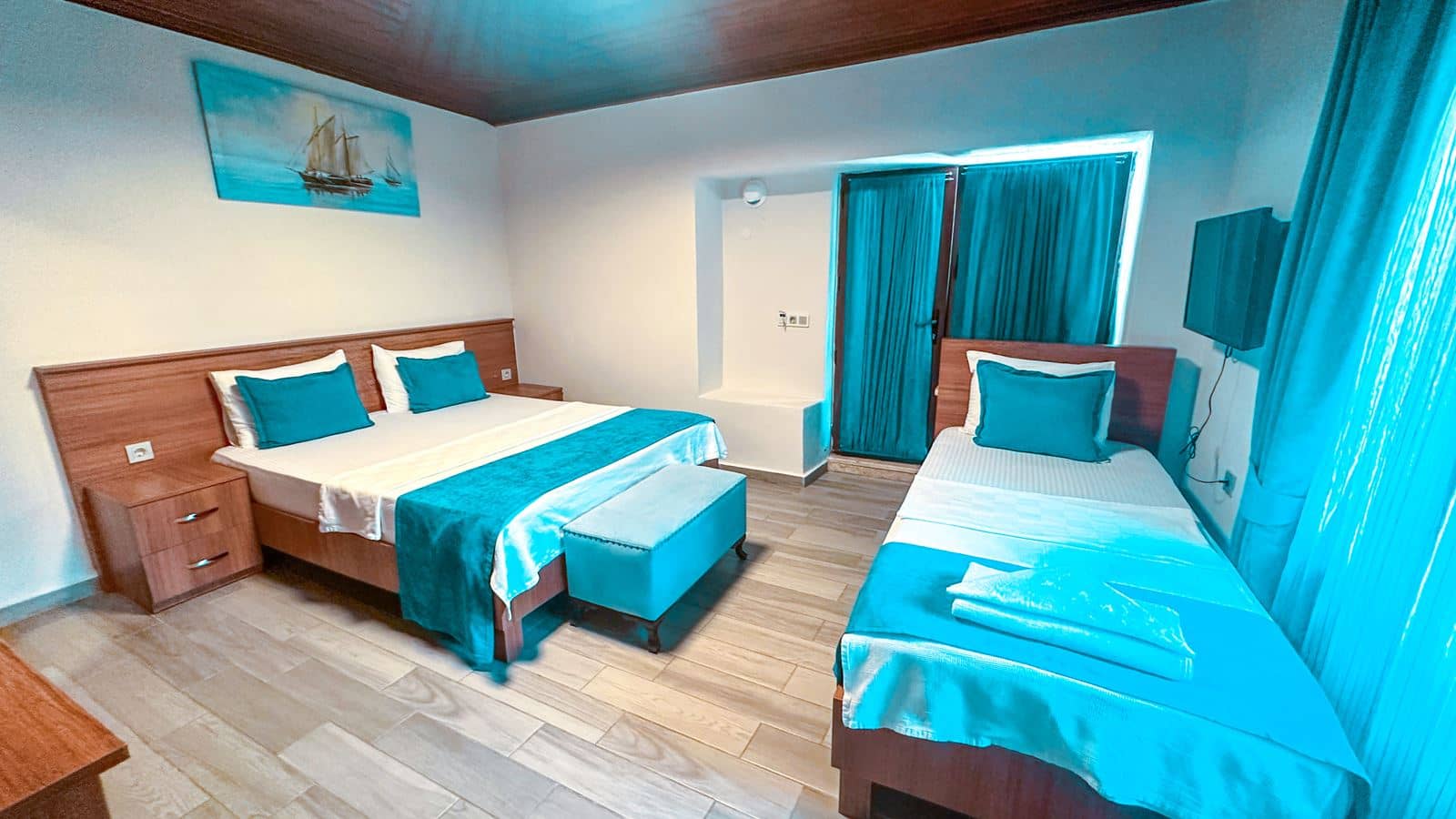 rooms-triple-oda